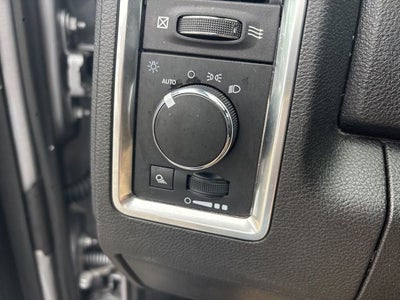 2023 RAM 1500 Classic SLT Crew Cab 4x2 5'7' Box