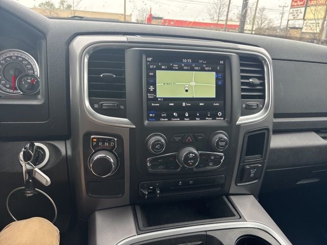 2023 RAM 1500 Classic SLT Crew Cab 4x2 5'7' Box