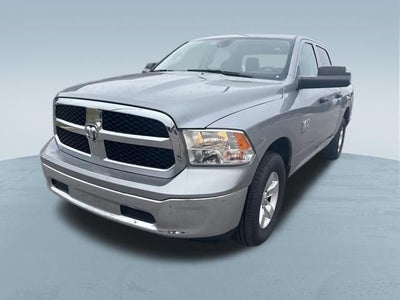 2023 RAM 1500 Classic SLT Crew Cab 4x2 5'7' Box
