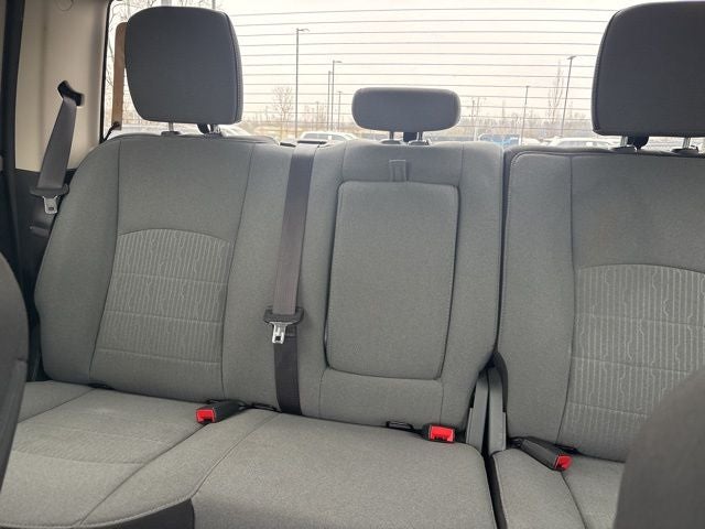 2023 RAM 1500 Classic SLT Crew Cab 4x2 5'7' Box