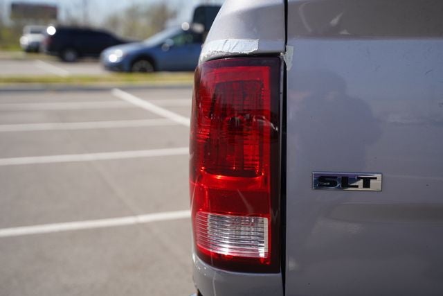 2023 RAM 1500 Classic SLT Crew Cab 4x2 5'7' Box