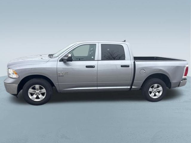 2023 RAM 1500 Classic SLT Crew Cab 4x2 5'7' Box