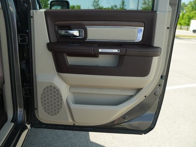 2017 RAM 1500 Laramie Crew Cab 4x4 5'7' Box