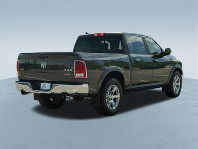 2017 RAM 1500 Laramie Crew Cab 4x4 5'7' Box