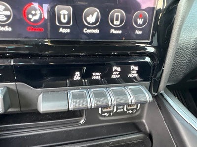 2021 RAM 1500 Big Horn Crew Cab 4x2 5'7' Box