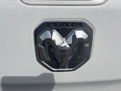 2024 RAM 1500 Laramie Crew Cab 4x2 5'7' Box