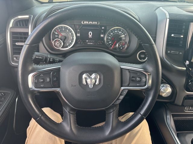 2024 RAM 1500 Laramie Crew Cab 4x2 5'7' Box