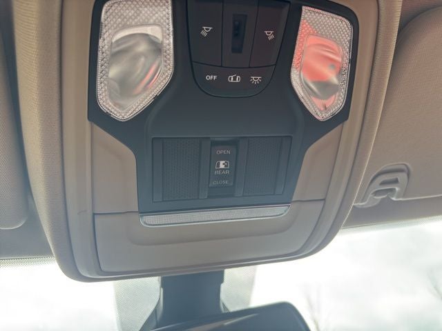 2019 RAM 1500 Big Horn/Lone Star Quad Cab 4x4 6'4' Box