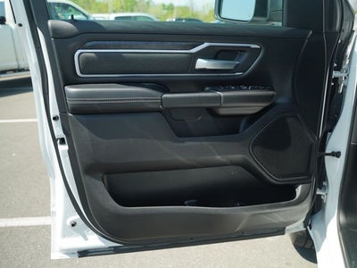 2022 RAM 1500 Big Horn Crew Cab 4x4 5'7' Box