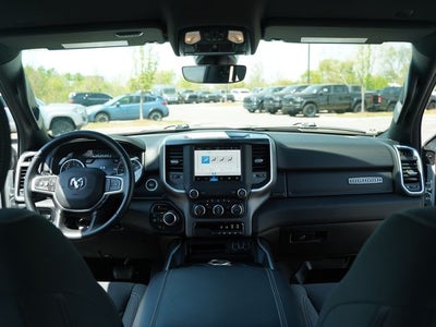 2022 RAM 1500 Big Horn Crew Cab 4x4 5'7' Box