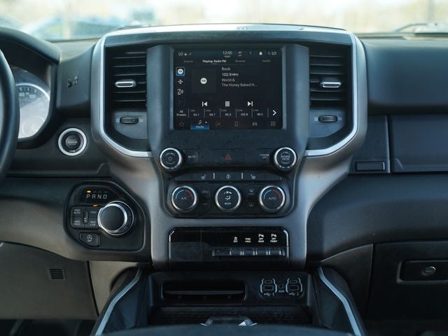 2023 RAM 1500 Big Horn Crew Cab 4x4 5'7' Box