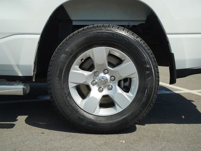 2023 RAM 1500 Big Horn Crew Cab 4x4 5'7' Box