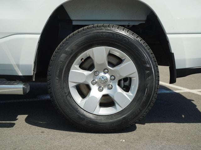 2023 RAM 1500 Big Horn Crew Cab 4x4 5'7' Box