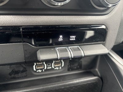2023 RAM 1500 Big Horn Crew Cab 4x4 5'7' Box