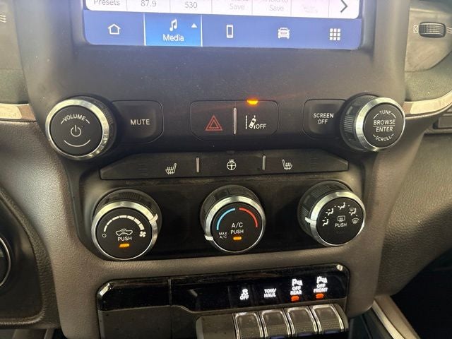 2023 RAM 1500 Big Horn Crew Cab 4x4 5'7' Box