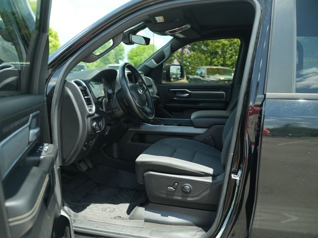 2022 RAM 1500 Big Horn Crew Cab 4x4 5'7' Box
