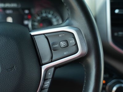 2022 RAM 1500 Big Horn Crew Cab 4x4 5'7' Box