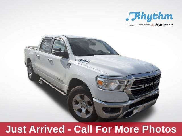 2020 RAM 1500 Big Horn Crew Cab 4x4 5'7' Box