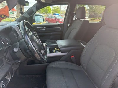 2020 RAM 1500 Big Horn Crew Cab 4x4 5'7' Box