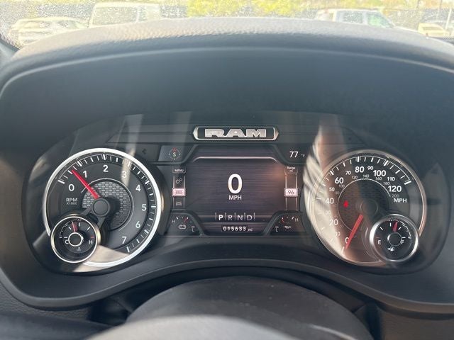 2022 RAM 1500 Big Horn Crew Cab 4x4 5'7' Box