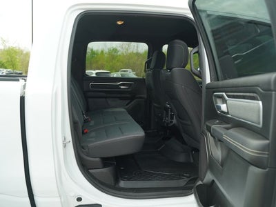 2022 RAM 1500 Big Horn Crew Cab 4x4 5'7' Box