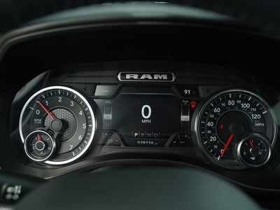 2022 RAM 1500 Big Horn Crew Cab 4x4 5'7' Box