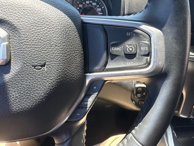 2023 RAM 1500 Big Horn Crew Cab 4x4 5'7' Box