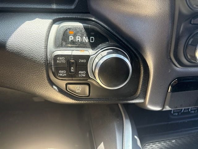 2023 RAM 1500 Big Horn Crew Cab 4x4 5'7' Box