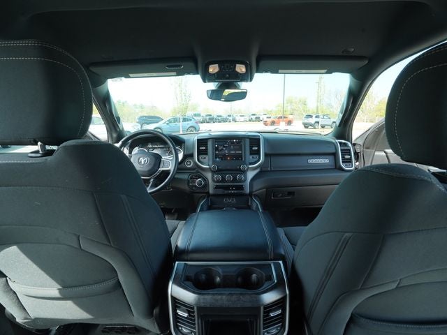 2022 RAM 1500 Big Horn Crew Cab 4x4 5'7' Box