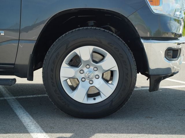 2022 RAM 1500 Big Horn Crew Cab 4x4 5'7' Box