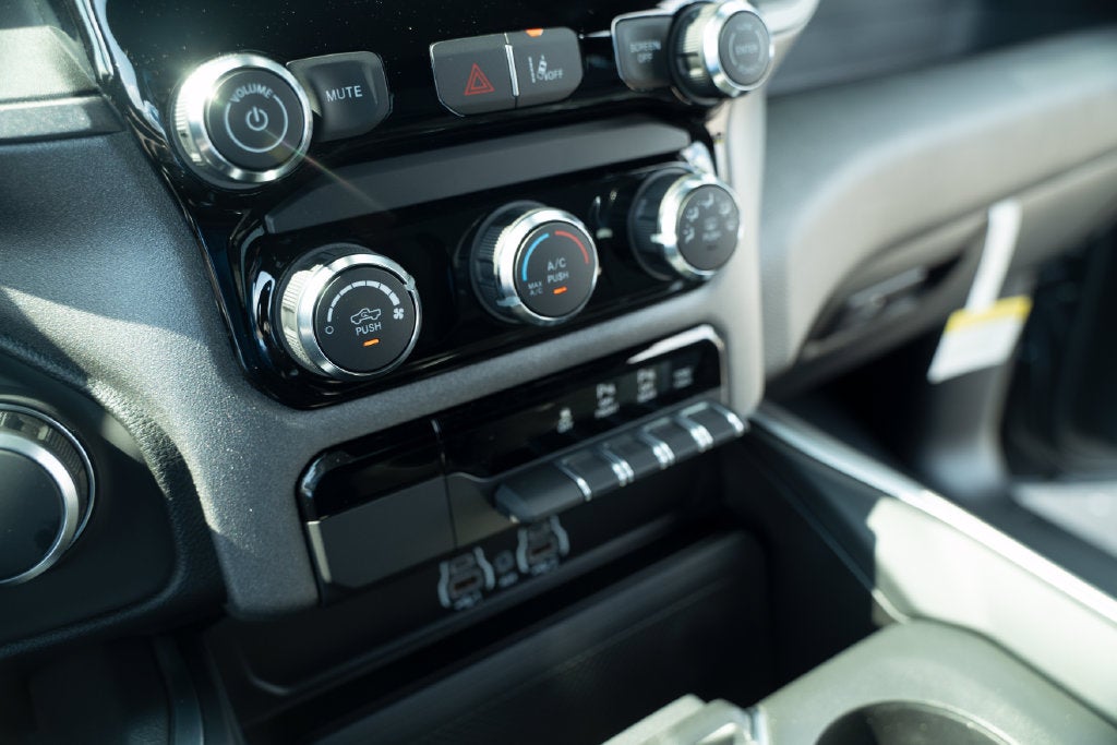 2027 RAM Ram 1500 Express