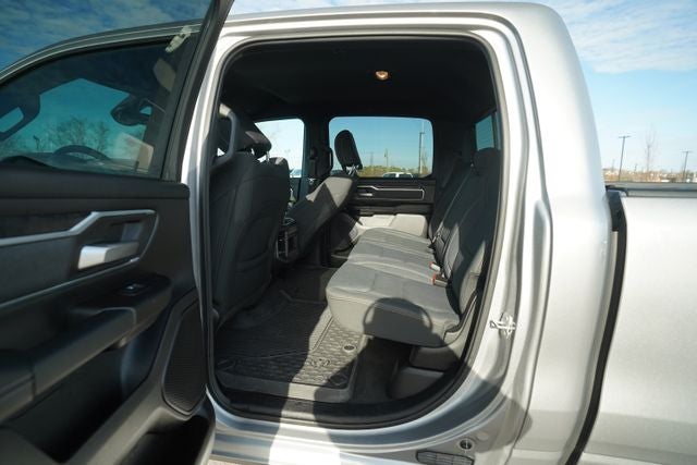 2022 RAM 1500 Big Horn Crew Cab 4x4 6'4' Box