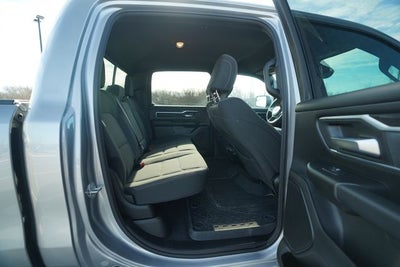 2022 RAM 1500 Big Horn Crew Cab 4x4 6'4' Box