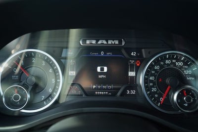 2022 RAM 1500 Big Horn Crew Cab 4x4 6'4' Box