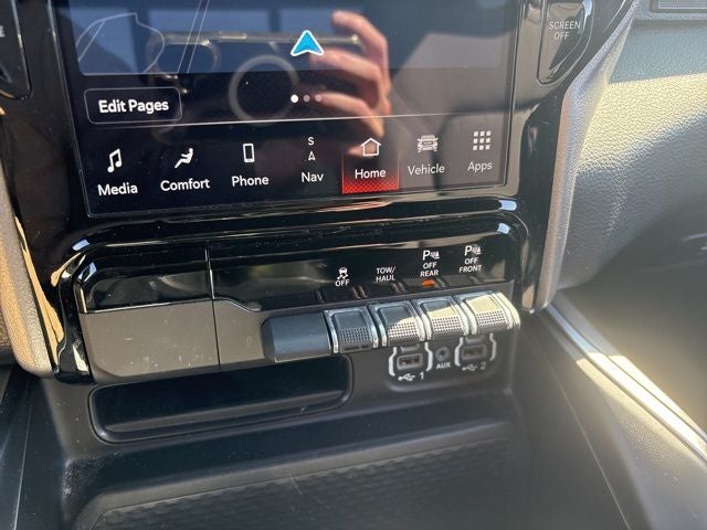 2023 RAM 1500 Big Horn Quad Cab 4x4 6'4' Box