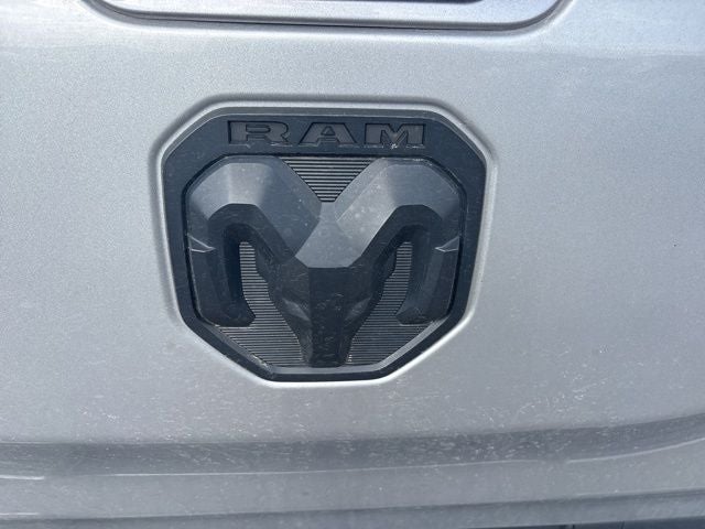 2022 RAM 1500 Big Horn Quad Cab 4x4 6'4' Box