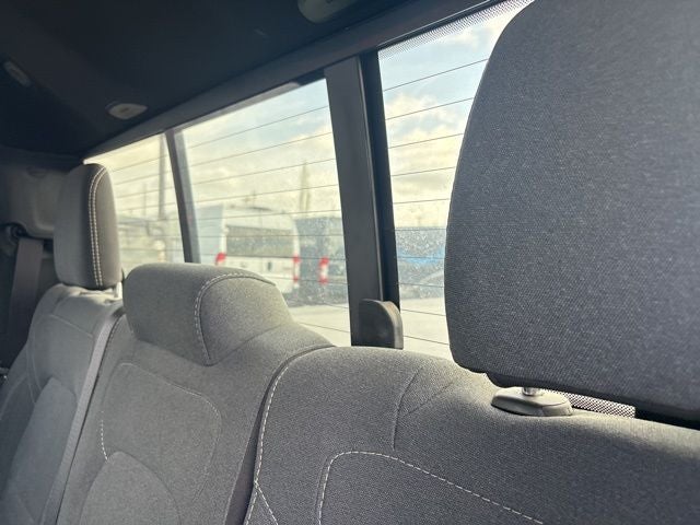 2022 RAM 1500 Big Horn Quad Cab 4x4 6'4' Box