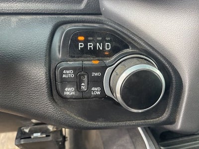 2022 RAM 1500 Big Horn Quad Cab 4x4 6'4' Box