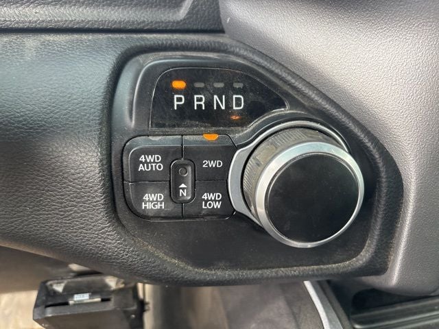 2022 RAM 1500 Big Horn Quad Cab 4x4 6'4' Box