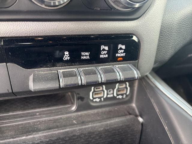 2022 RAM 1500 Big Horn Quad Cab 4x4 6'4' Box