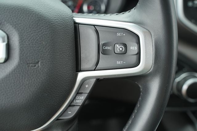 2022 RAM 1500 Big Horn Quad Cab 4x4 6'4' Box