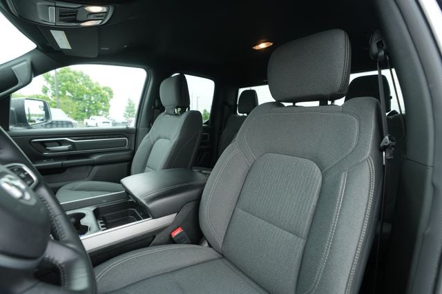 2022 RAM 1500 Big Horn Quad Cab 4x4 6'4' Box