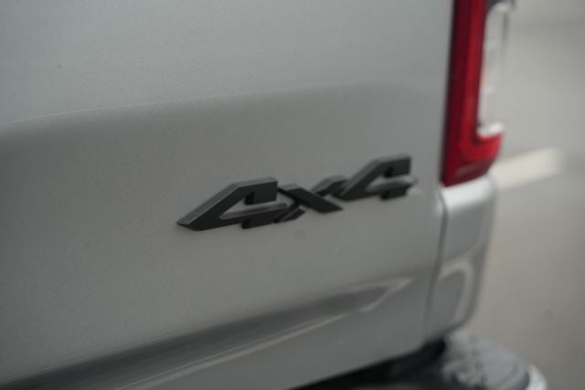 2022 RAM 1500 Big Horn Quad Cab 4x4 6'4' Box