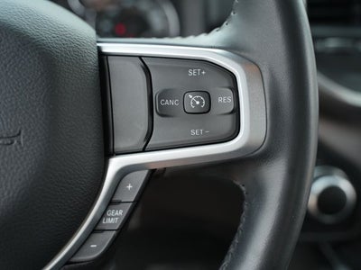 2023 RAM 1500 Big Horn Quad Cab 4x4 6'4' Box