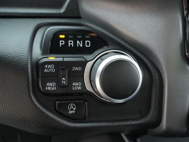 2023 RAM 1500 Big Horn Quad Cab 4x4 6'4' Box