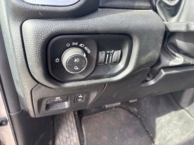 2025 RAM 1500 Big Horn Crew Cab 4x4 5'7' Box