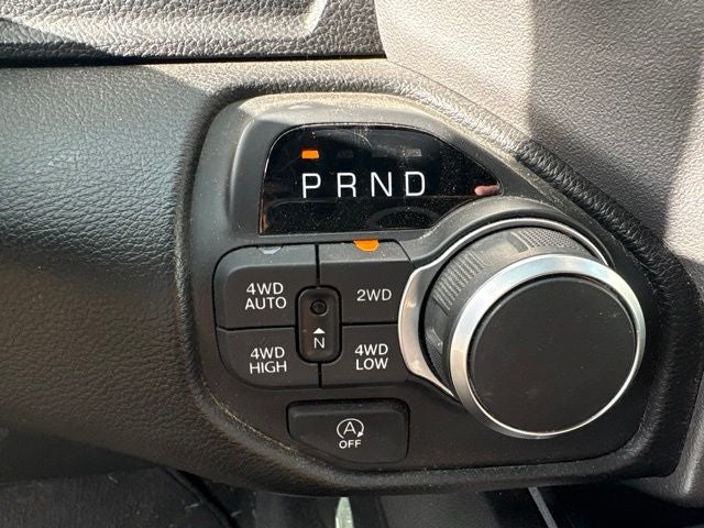 2025 RAM 1500 Big Horn Crew Cab 4x4 5'7' Box
