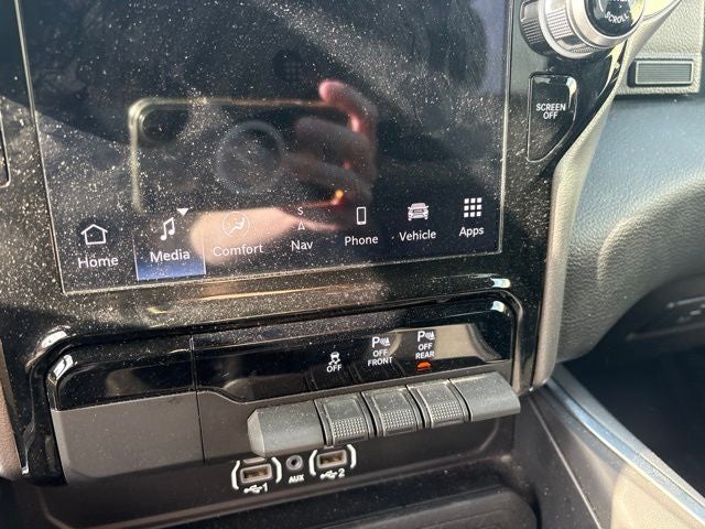 2025 RAM 1500 Big Horn Crew Cab 4x4 5'7' Box