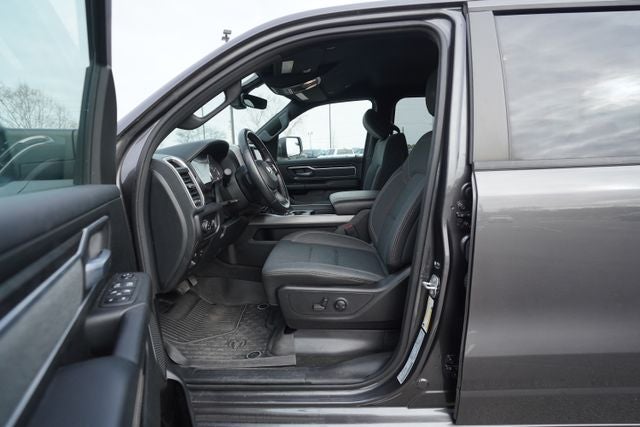 2022 RAM 1500 Big Horn Crew Cab 4x4 5'7' Box