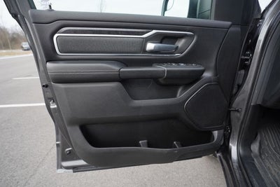 2022 RAM 1500 Big Horn Crew Cab 4x4 5'7' Box